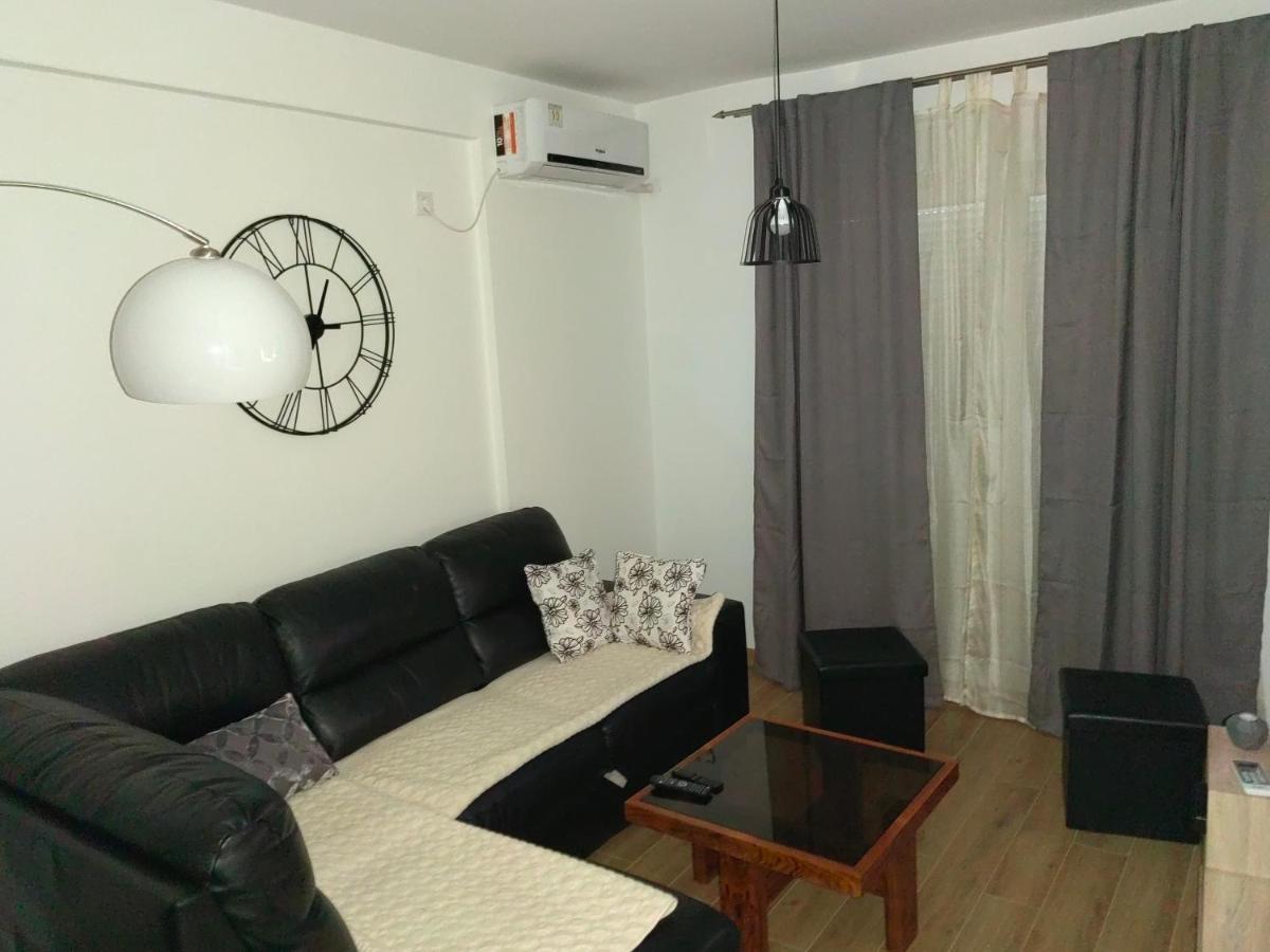 Ferienwohnung Stan Na Dan Nikšić Exterior foto